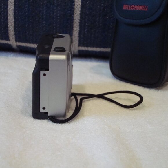 Bell and Howell Manual Point and Shoot Camera 28mm Lens TESTED! - Picture 5 of 7